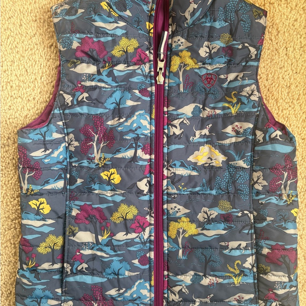Ariat girls reversible vest size 10